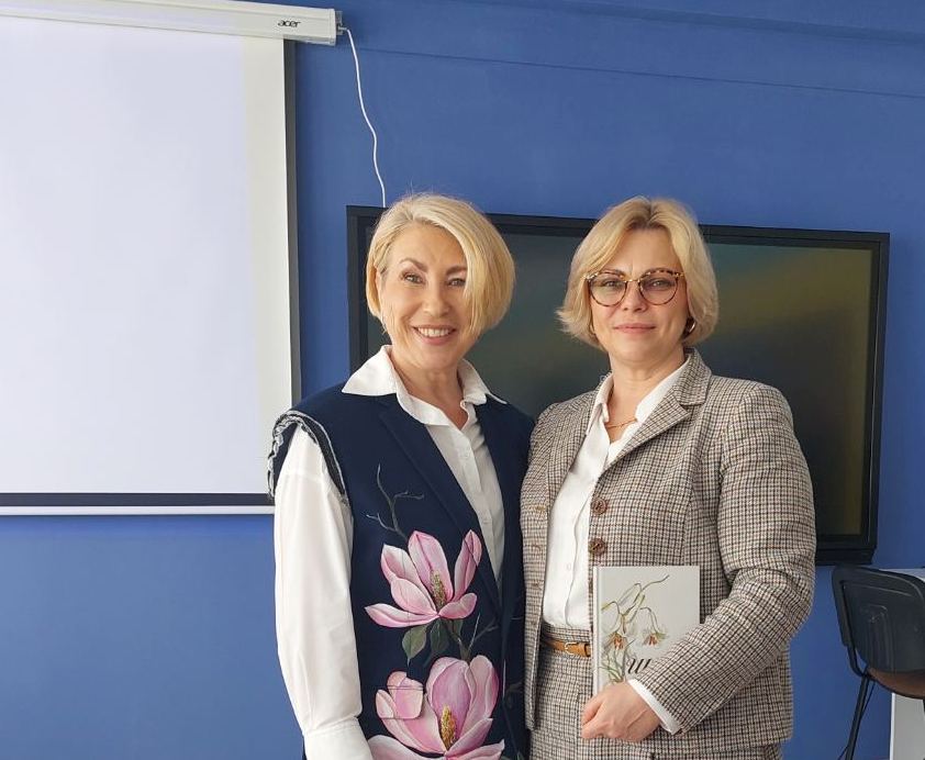 Найкращі стейкхолдери завжди підтримують ініціативи викладачів і студентів. На фото - громадська діячка та підприємиця Ольга Навроцька.jpg